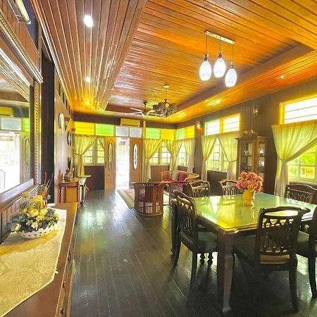 Tamteh Homestay Ayer Hitam Exteriör bild